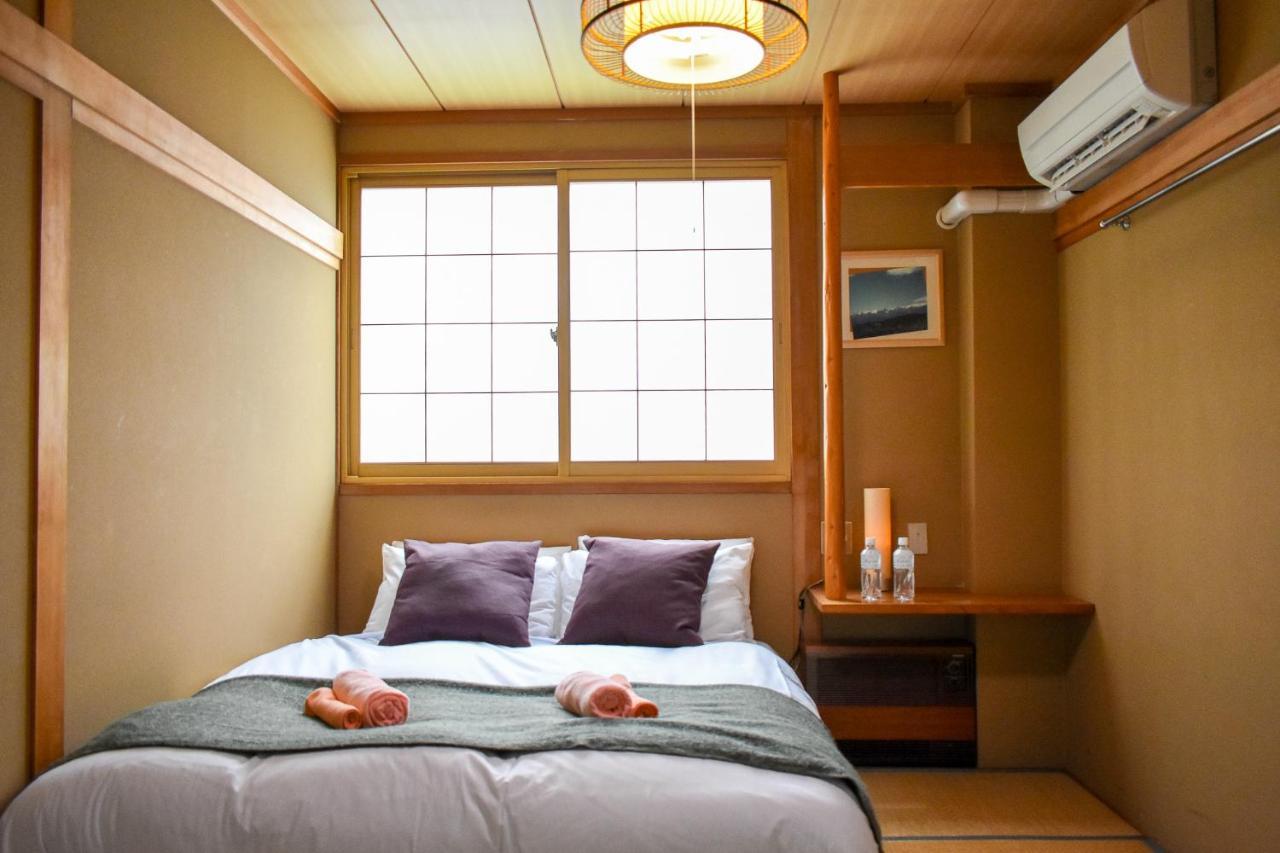 Asuka Bed & Breakfast 2*